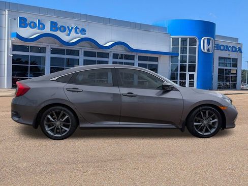 Used 2019 Honda Civic EX image 6