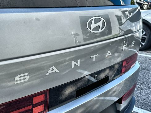 Used 2024 Hyundai Santa Fe Limited image 7
