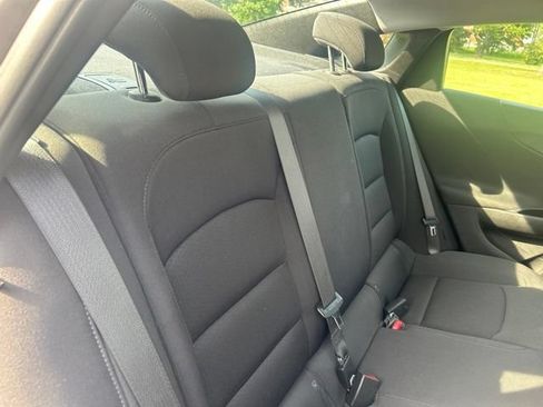 Used 2022 Chevrolet Malibu LS FWD image 23