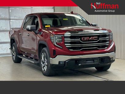 Used 2022 GMC Sierra 1500 SLT w/ SLT Premium Package