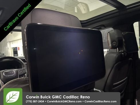 Certified 2024 GMC Yukon Denali Ultimate w/ LPO, Floor Liner Package AWD/4WD image 36