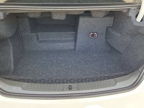 Used 2013 Chevrolet Malibu Eco w/ Navigation Package FWD image 27