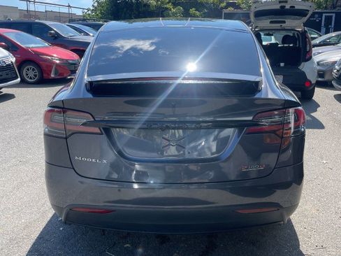 Used 2018 Tesla Model X P100D image 4