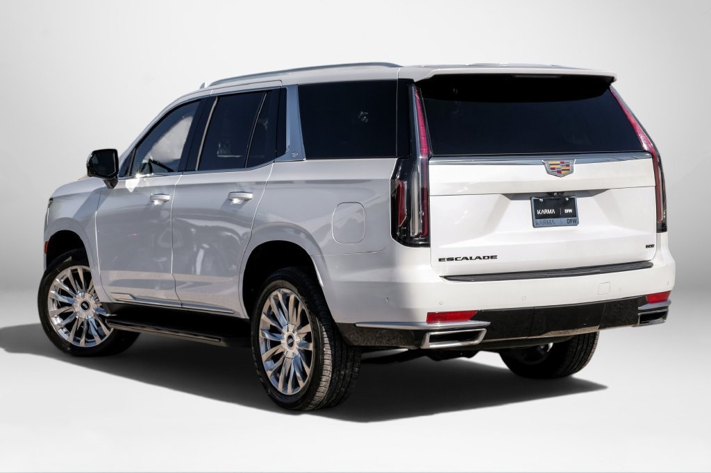 Used 2022 Cadillac Escalade Premium Luxury AWD/4WD image 7