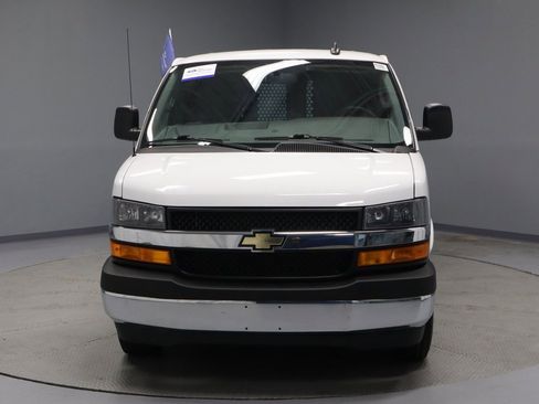 Used 2024 Chevrolet Express 2500 w/ Driver Convenience Package image 3
