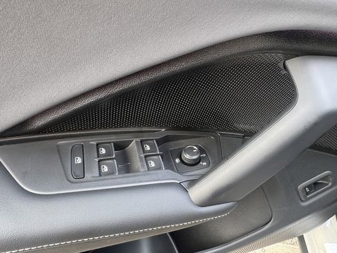 New 2026 Volkswagen Tiguan SE R-Line AWD/4WD image 15