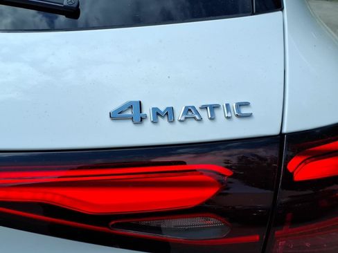 New 2026 Mercedes-Benz GLC 300 4MATIC image 10