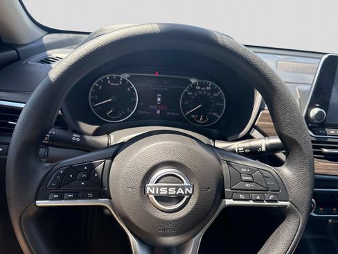 Certified 2024 Nissan Altima 2.5 SV AWD/4WD image 28