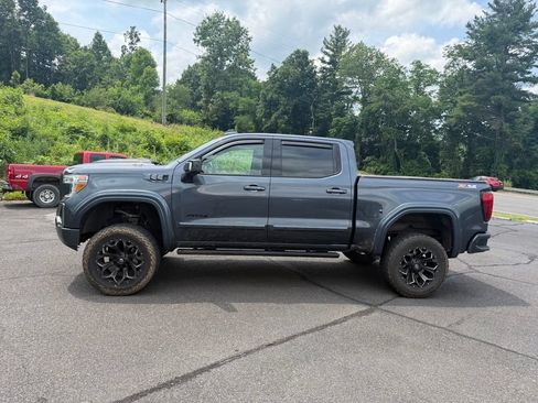 Used 2021 GMC Sierra 1500 AT4 w/ AT4 Premium Package AWD/4WD image 6