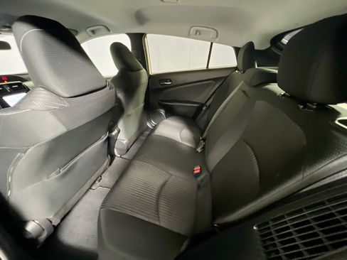 Used 2022 Toyota Prius Prime LE FWD image 29