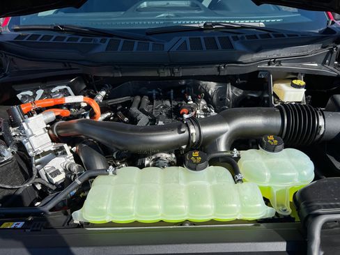 New 2024 Ford F150 XLT w/ Equipment Group 303A High image 21