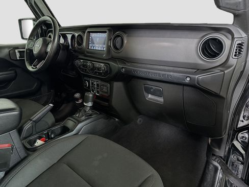 Used 2021 Jeep Wrangler Unlimited Sport AWD/4WD image 30