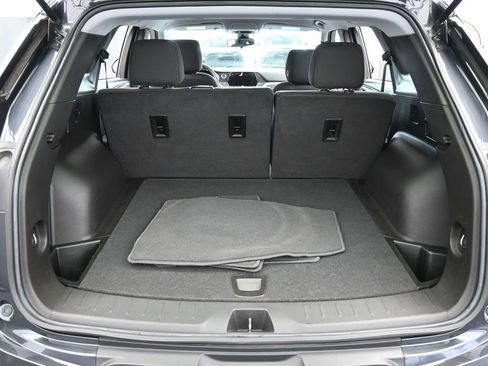 Used 2022 Chevrolet Blazer LT image 32