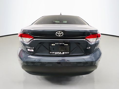 Used 2025 Toyota Corolla LE FWD image 6