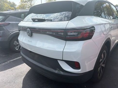 Used 2023 Volkswagen ID.4 2WD image 9