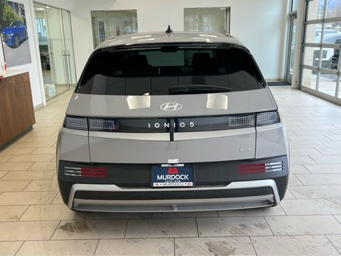 New 2026 Hyundai Ioniq 5 SEL image 9