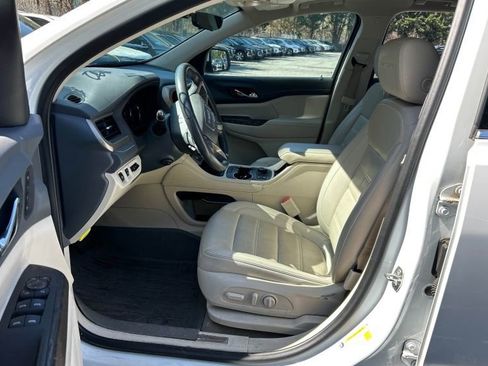 Used 2021 GMC Acadia Denali w/ Denali Ultimate Package image 6