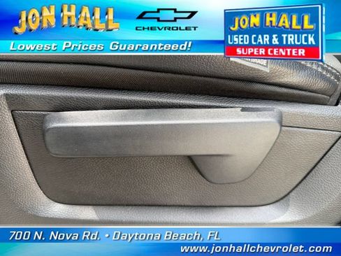 Used 2023 RAM 3500 Tradesman w/ Chrome Appearance Group AWD/4WD image 18
