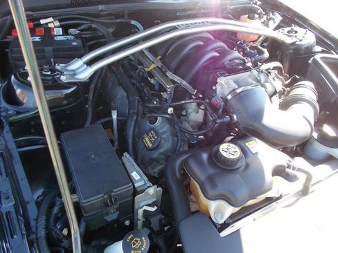 Used 2009 Ford Mustang GT image 45