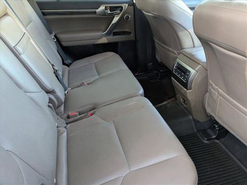Used 2023 Lexus GX 460 Luxury w/ Accessory Package AWD/4WD image 19