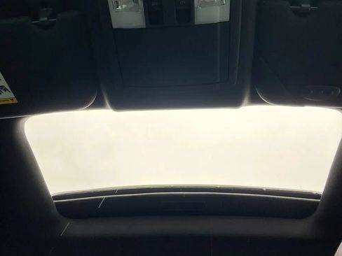 Used 2013 Ford Taurus Limited AWD/4WD image 25