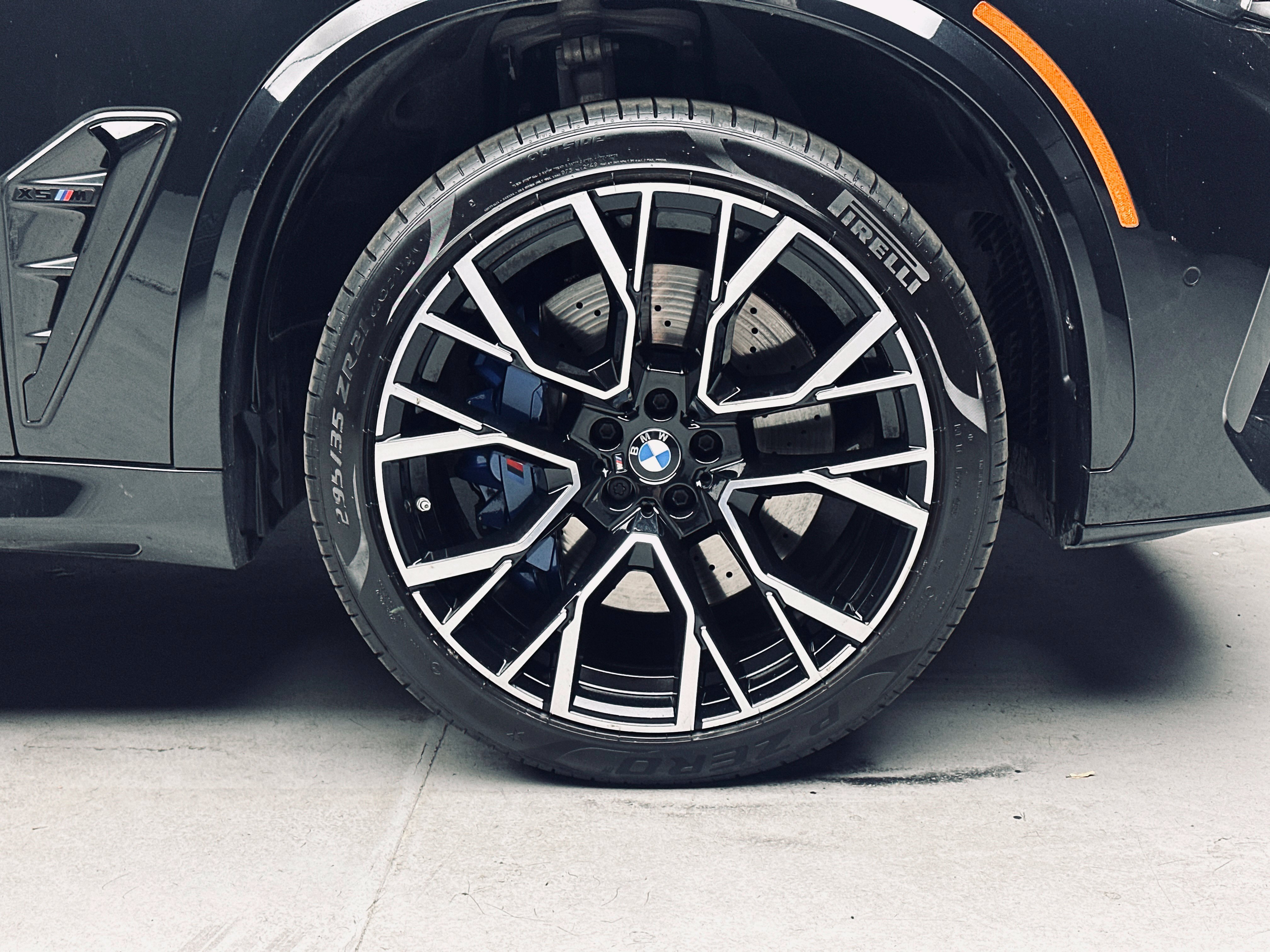 Used 2022 BMW X5 M w/ Competition Package AWD/4WD image 36