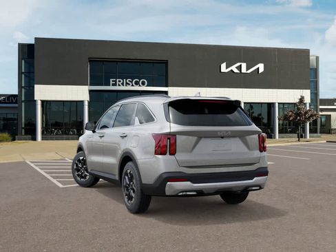 New 2026 Kia Sorento S image 4