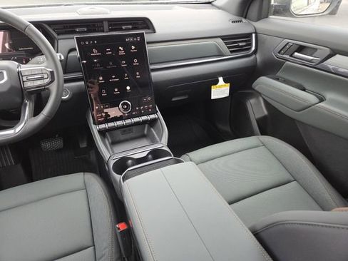 New 2026 GMC Terrain AT4 w/ Convenience Package III AWD/4WD image 34