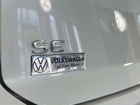 New 2026 Volkswagen Atlas Cross Sport SE AWD/4WD image 33