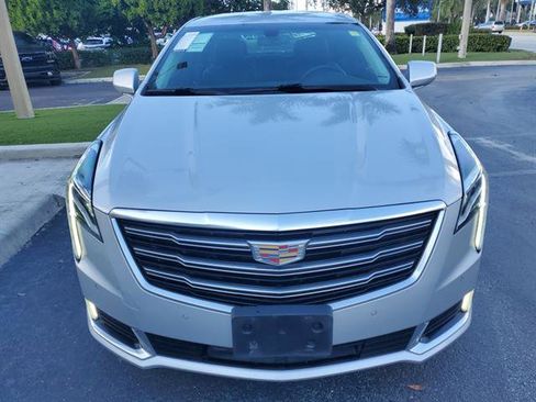 Used 2018 Cadillac XTS Luxury image 10