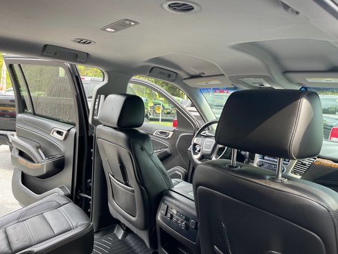 Used 2015 GMC Yukon XL Denali w/ Premium Package image 33