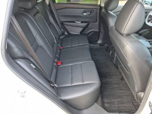 Certified 2023 Nissan Rogue SV w/ SV Premium B Package AWD/4WD image 30