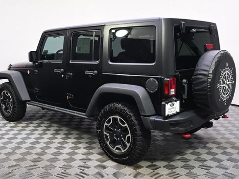 Used 2017 Jeep Wrangler Unlimited Rubicon w/ Max Tow Package AWD/4WD image 2