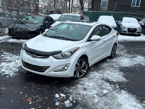 Used 2014 Hyundai Elantra Limited w/ Option Group 03 image 3