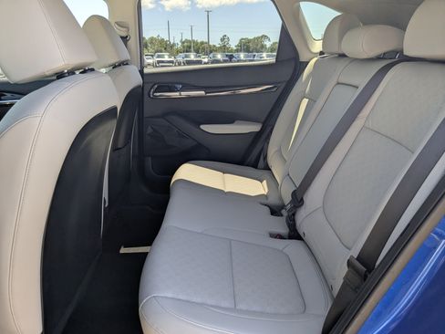 Certified 2023 Kia Seltos EX AWD/4WD image 16