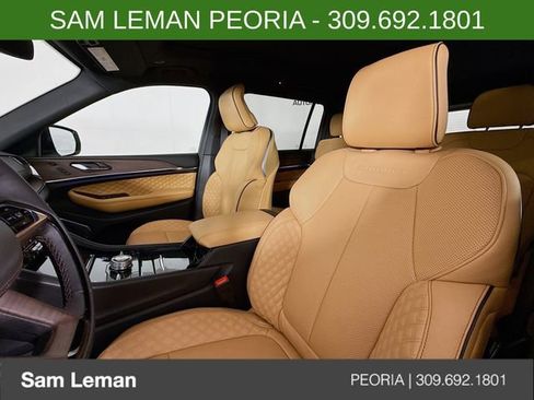 New 2025 Jeep Grand Cherokee L Summit w/ Obsidian Package image 21