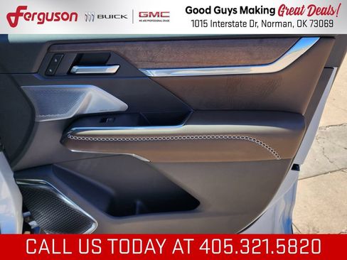 New 2026 GMC Acadia Denali Ultimate AWD/4WD image 42