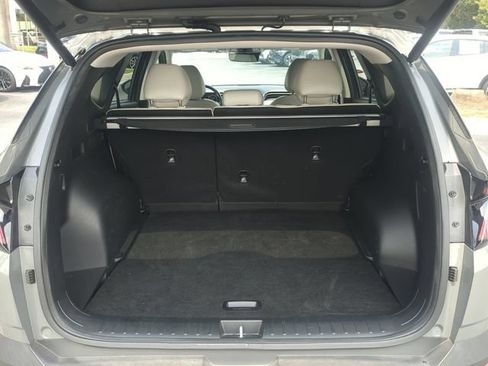 Used 2024 Hyundai Tucson Limited FWD image 13