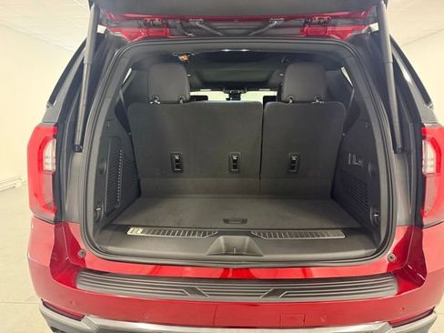 New 2026 GMC Yukon AT4 w/ AT4 Premium Plus Package image 8