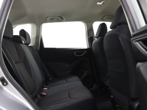 Used 2019 Subaru Forester image 12