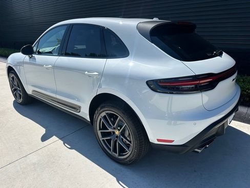 Used 2026 Porsche Macan Turbo AWD/4WD image 3