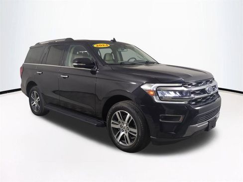 Used 2024 Ford Expedition Limited AWD/4WD image 2