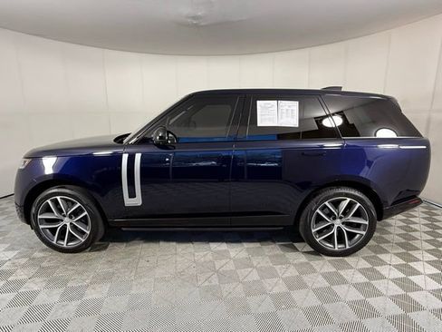 Used 2023 Land Rover Range Rover Autobiography AWD/4WD image 3