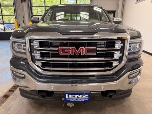 Used 2018 GMC Sierra 1500 SLT AWD/4WD image 3