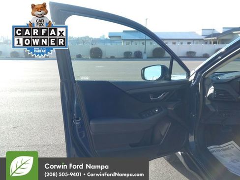 Used 2025 Subaru Outback Premium image 10