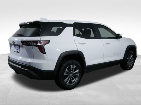 Used 2025 Chevrolet Equinox LT image 10
