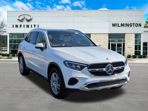 Used 2023 Mercedes-Benz GLC 300 4MATIC w/ Exclusive Trim Package image 1