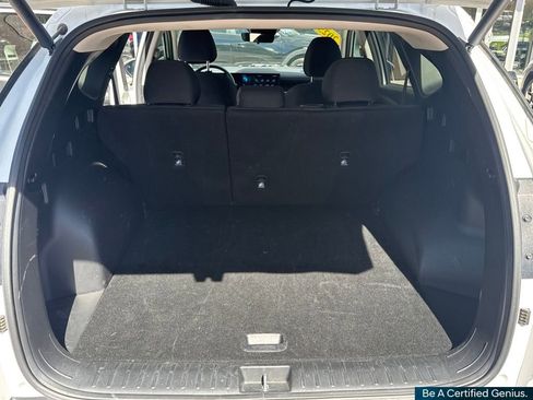 Certified 2025 Hyundai Tucson SEL image 38