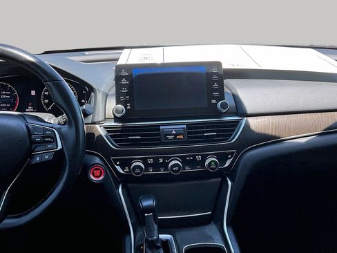 Used 2018 Honda Accord EX-L image 6