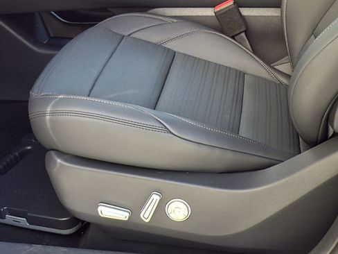 New 2026 Lincoln Nautilus Reserve w/ Jet Appearance Package AWD/4WD image 23